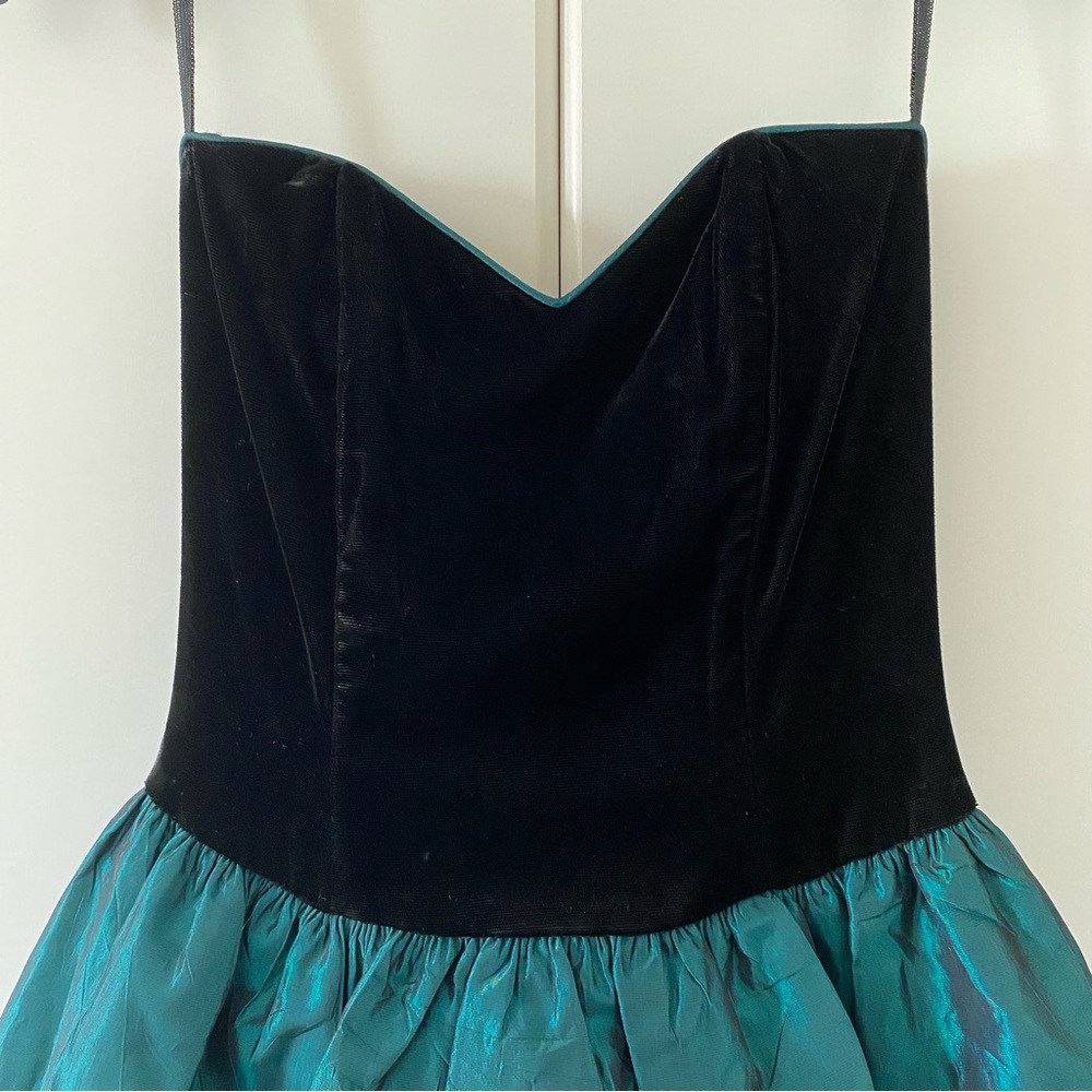 Vintage Jessica McClintock Gunne Sax Velvet Mini Dress - Picture 2 of 16